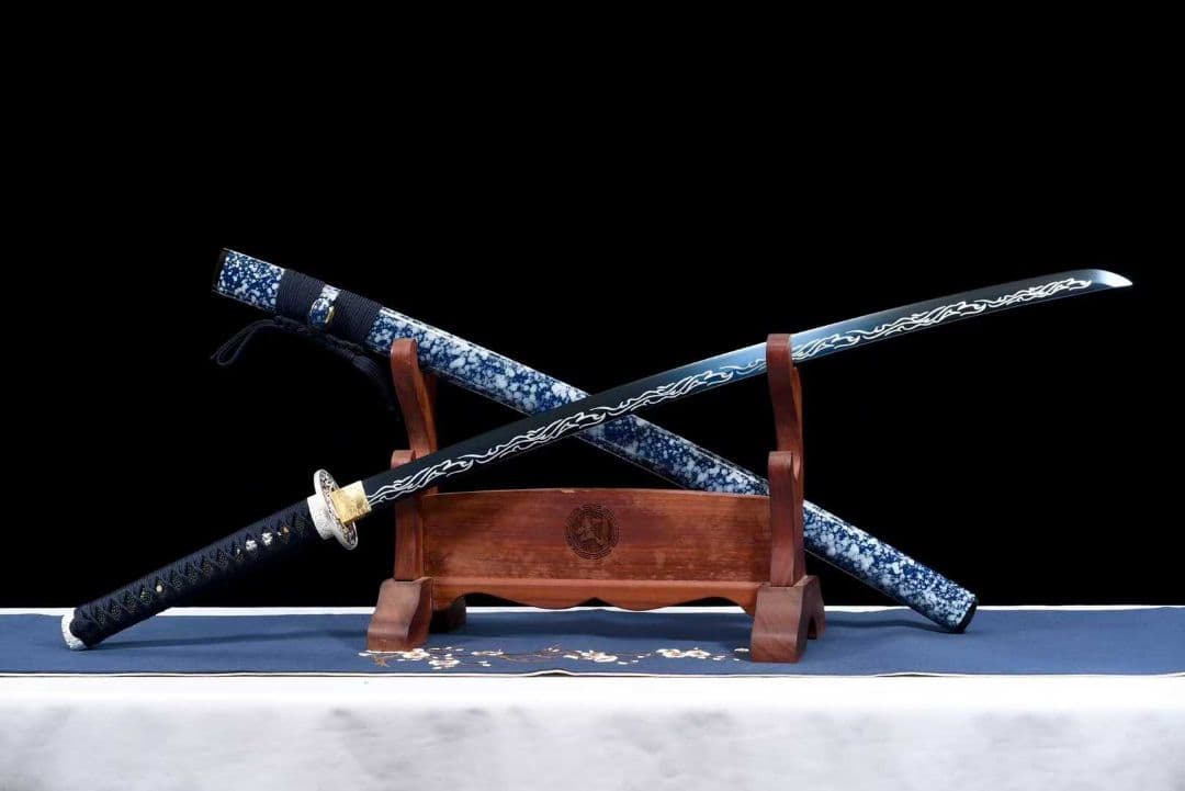 【冷炎武士刀】古兵器 刀装具 日本刀　模造刀 居合刀 武士道 鑑賞用 美術刀