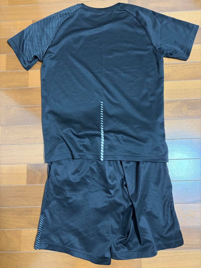 【非売品】ヴィッセル神戸　支給品　上下セット　Mサイズ 黒