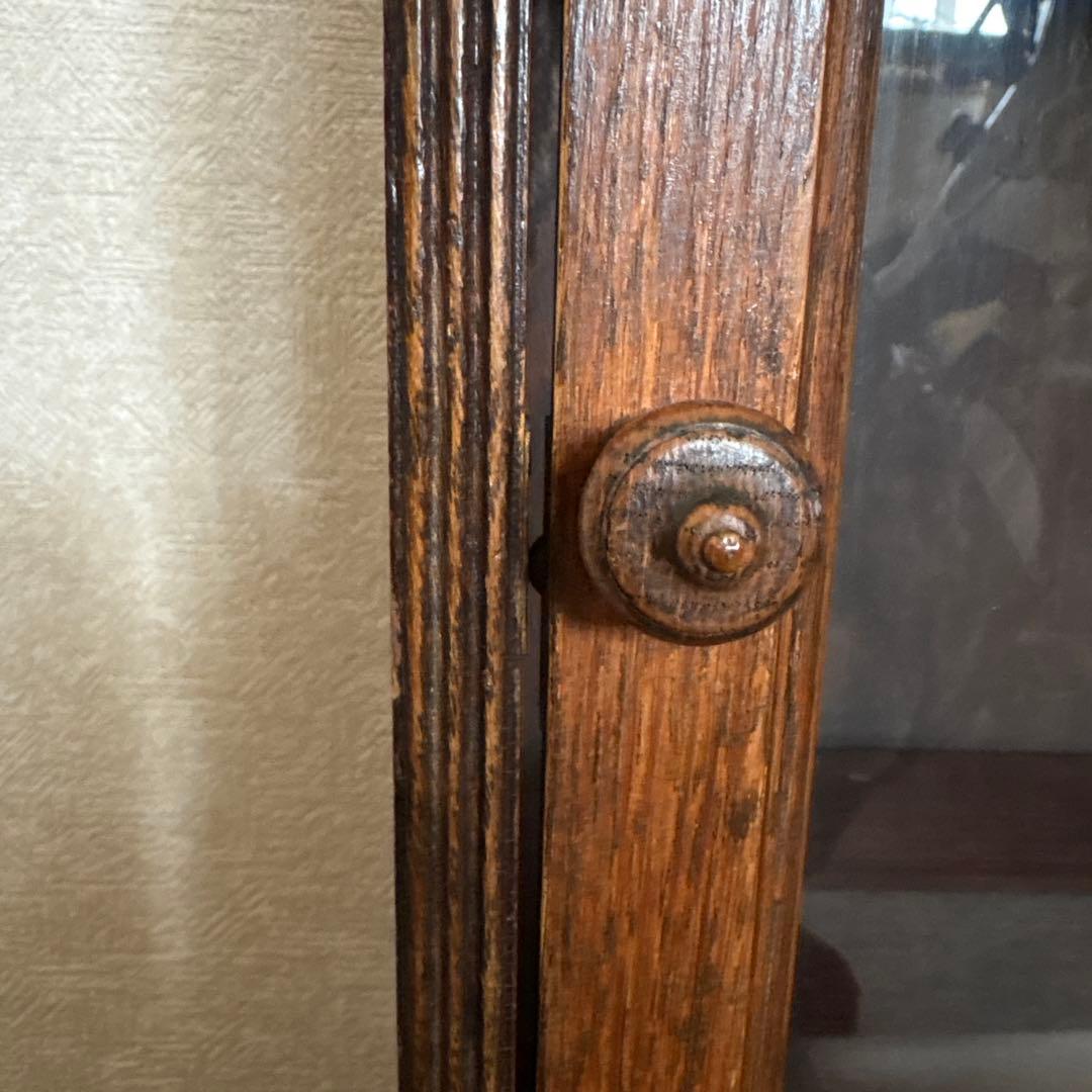 イギリスアンティーク　飾り棚　本棚　ガラス扉　オーク材