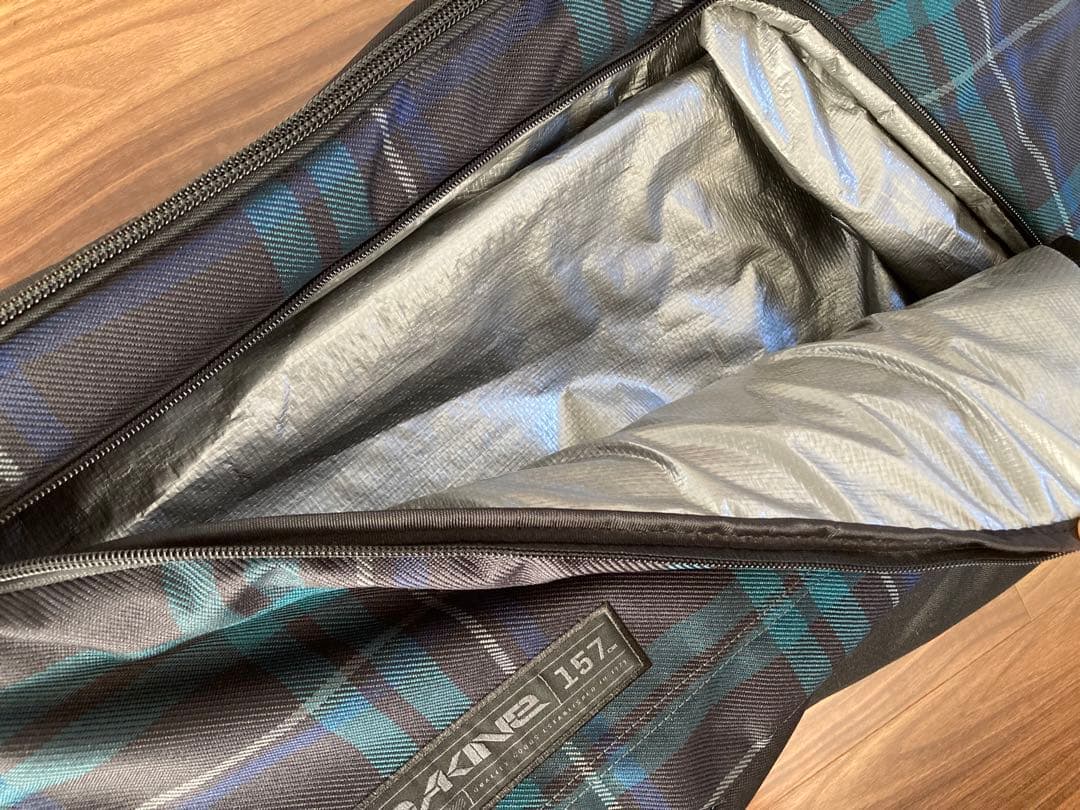 11/30出品　スノーボード　キャスター　ローラー付き　DAKINE 157