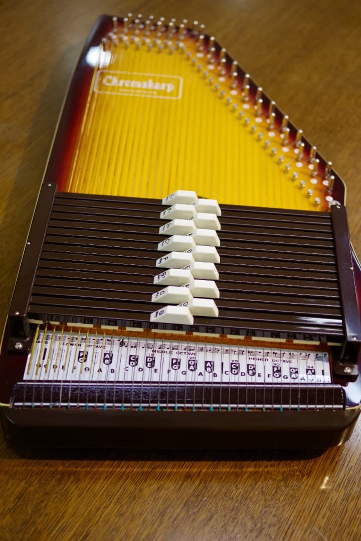 TOKAI GAKKIクロマハープCH-2S（教本、ハードケース付）