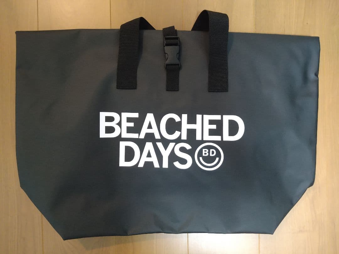 BEACHED DAYS　ビーチドデイズ　ウェットバック　ウェットスーツ
