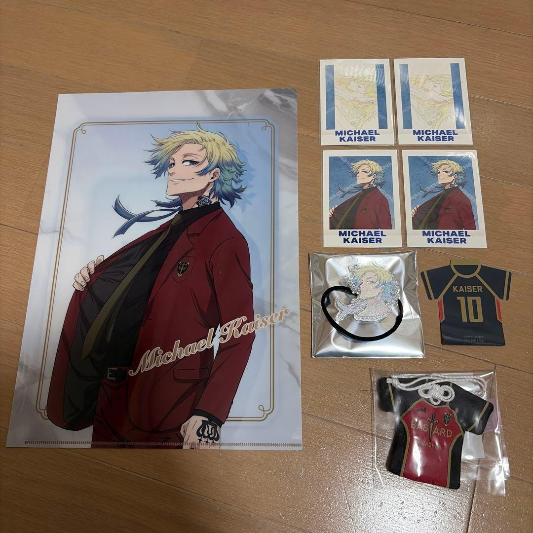 ブルーロック　ミヒャエル・カイザー　Tシャツ　缶バッジ　ビッグタオル　アクスタ