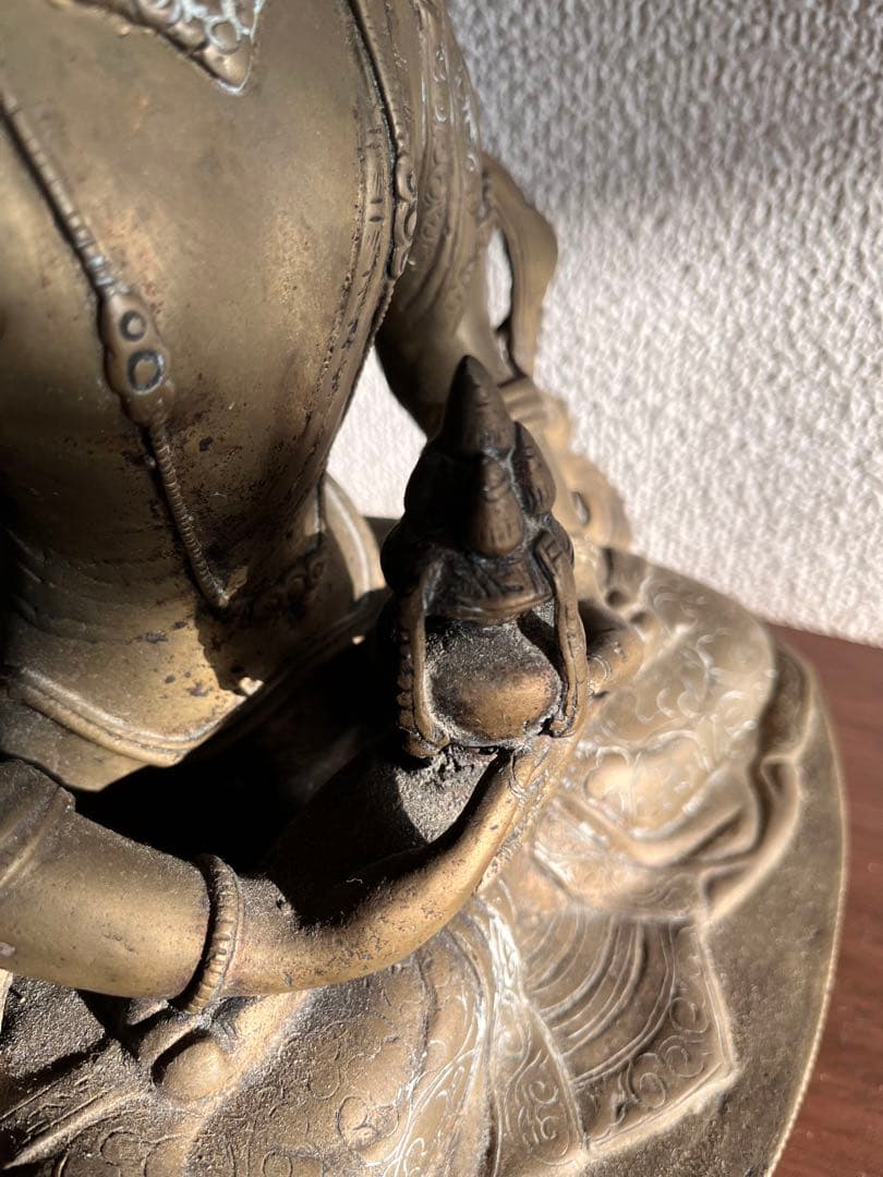 希少ネパール仏像白多羅菩薩ターラ菩薩 銅真鍮骨董品阿弥陀如来像 チベット 金銅像