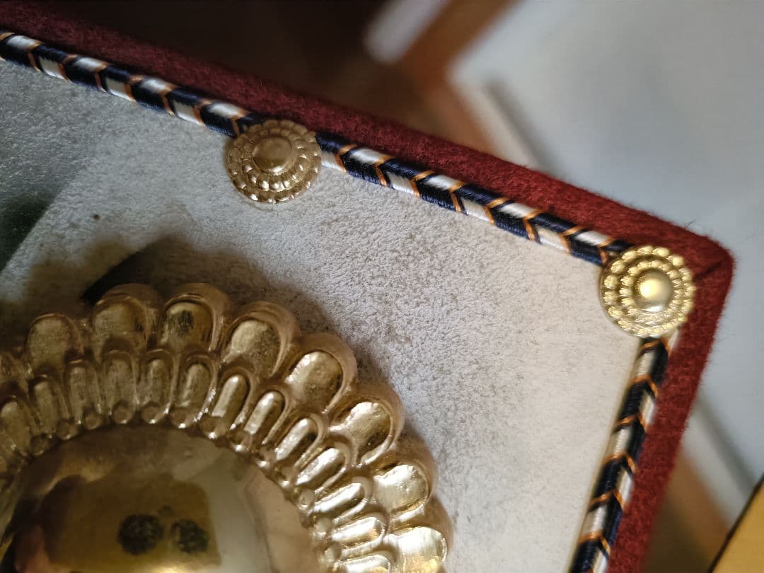 武士の兜 龍模様付き　５月人形