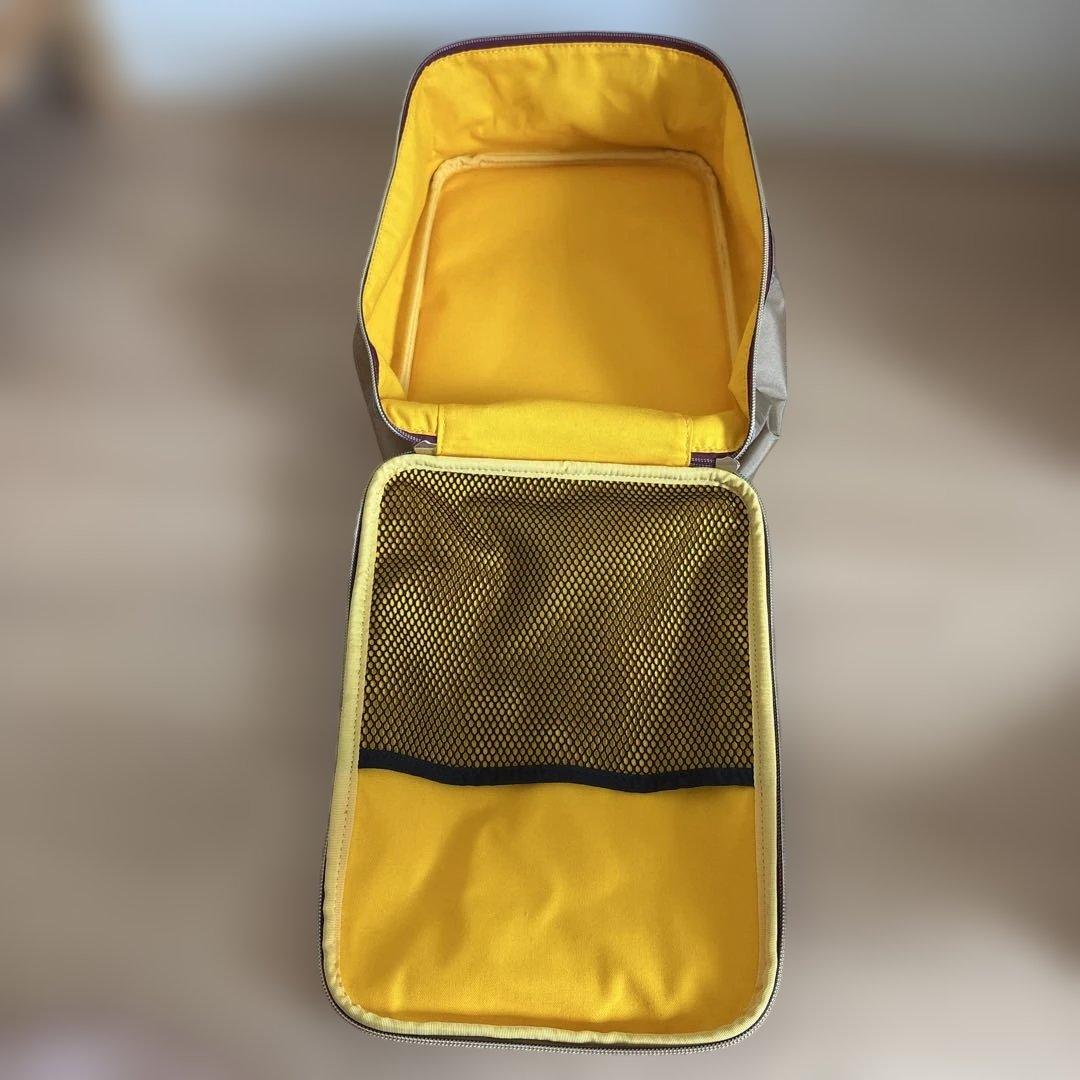 レザレクション　シューズケース