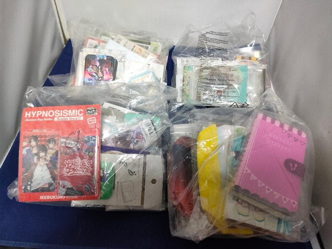 Tシャツ　文房具　マグカップ　アニメ　キャラクターグッズ　詰め合わせ