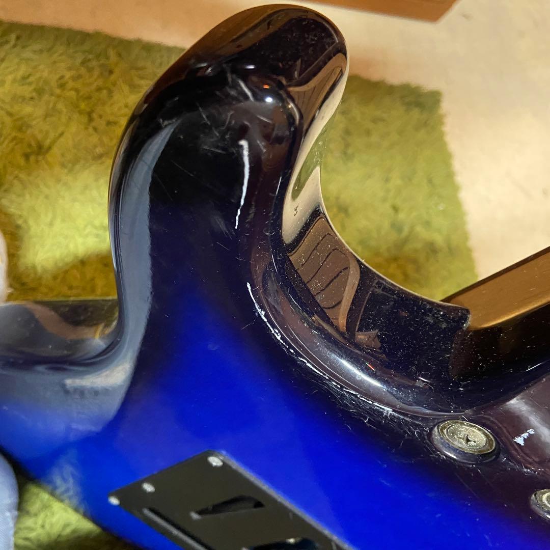 FERNANDES フェルナンデス⭐️エレキギター　ストラトキャスター