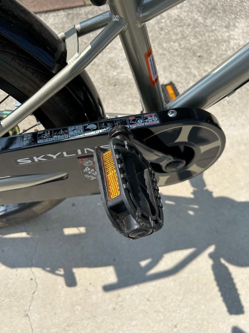 子供用自転車　18インチシルバー　 大阪　引き取り限定