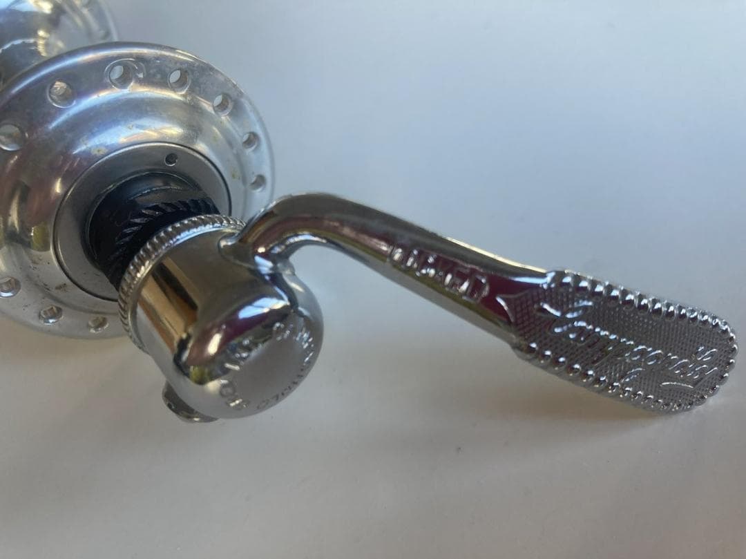 カンパニョーロ（レコード）フロントハブ 32H SFQR（1970）新品未使用