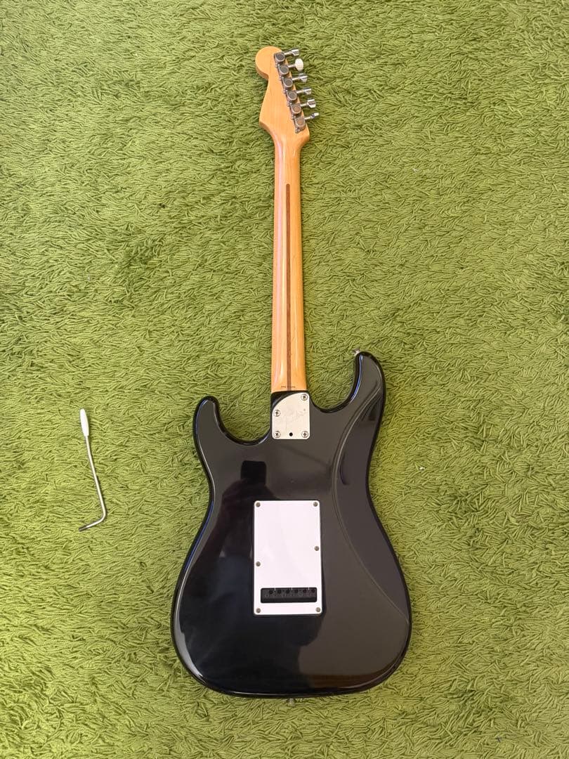 STN-60R Fender Japan ミディアムスケール