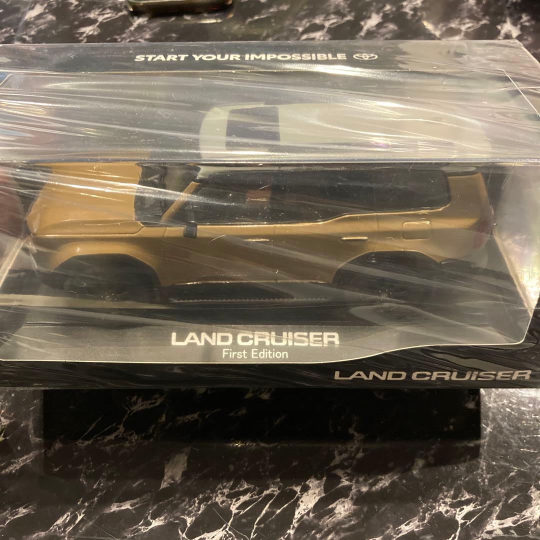 ランドクルーザー、クラウン　ミニカー