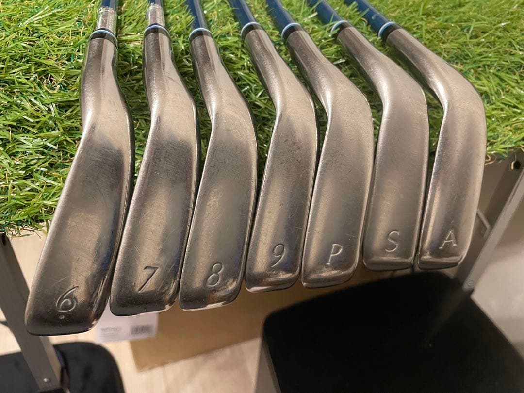 12代目ゼクシオ XXIO12 ブルー　レディースアイアンセット 7本　L