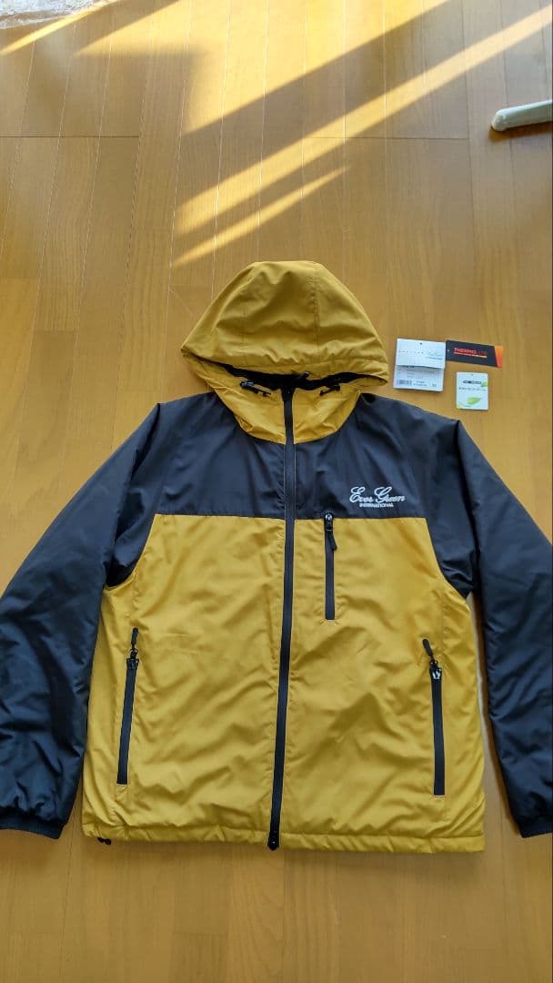 エバーグリーン　ライトフーディージャケット2　Mサイズ