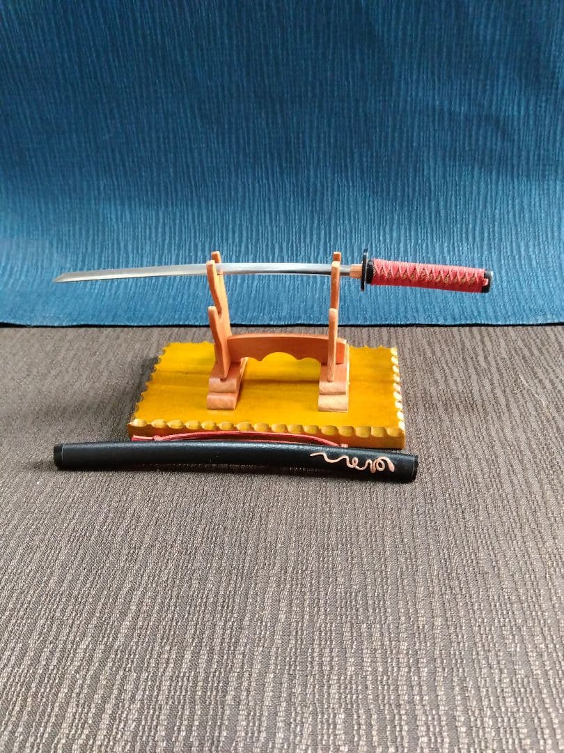 装飾ペーパーナイフ【日本刀型と２本刀掛け】