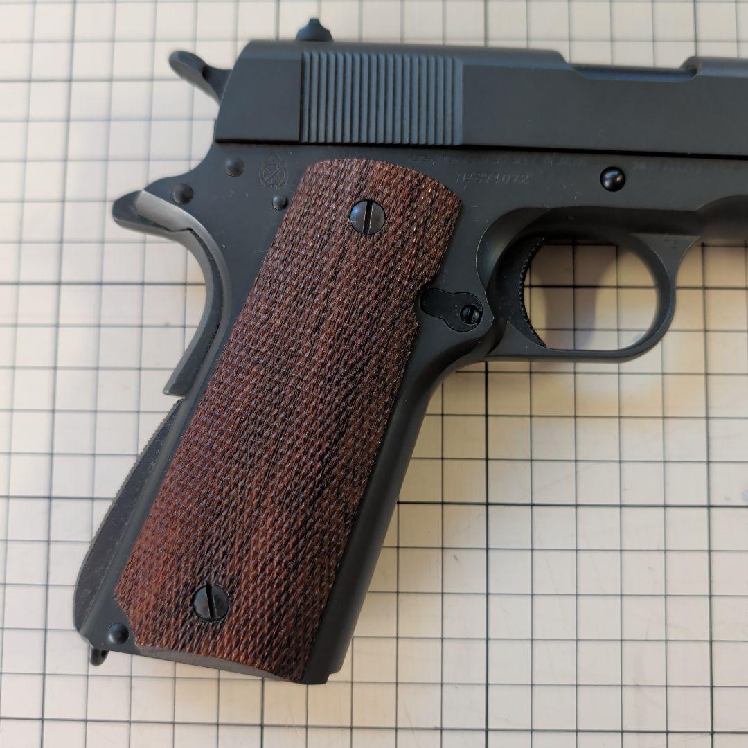 東京マルイ　M1911A1　コルトガバメント　ウッドグリップ付