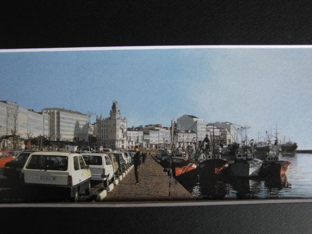 藤田西洋、ラ・コルーニャの日曜日、希少画な集画、状態良好、新品高級額