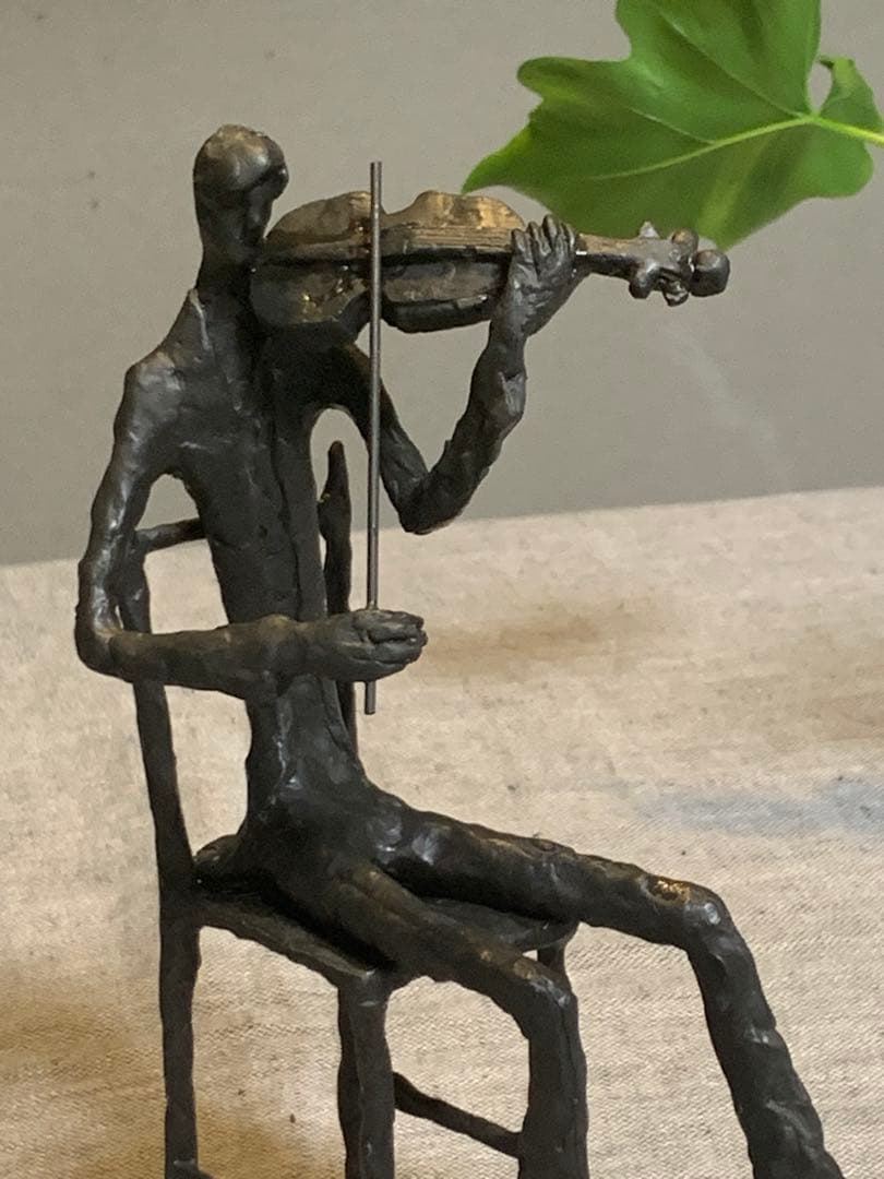 室内楽の情景 ヴァイオリン奏者 オブジェ　重厚 置物　ヴィンテージ