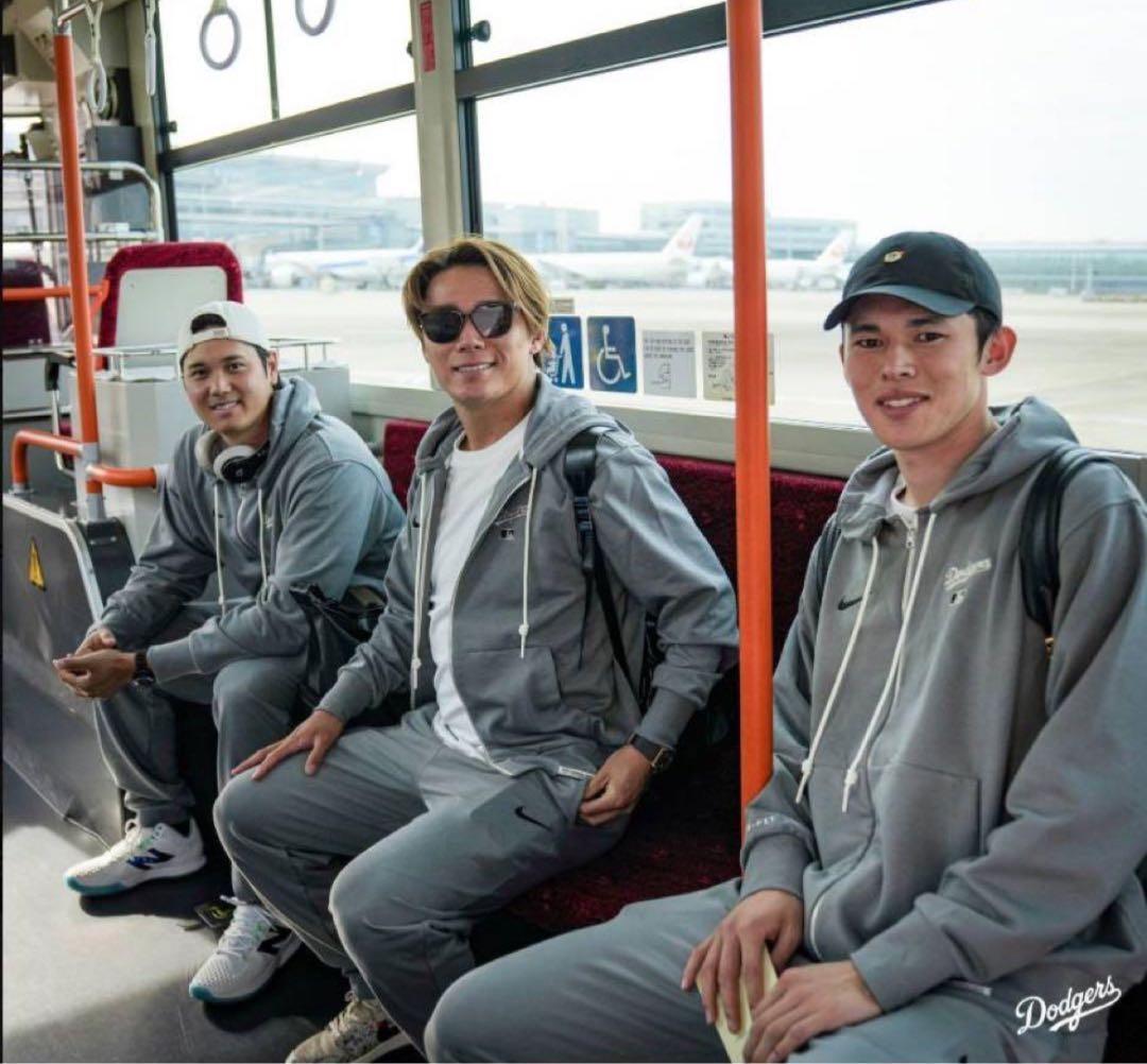 ドジャース遠征用オフィシャルジャージ サイズS 新品未使用 大谷翔平選手着用