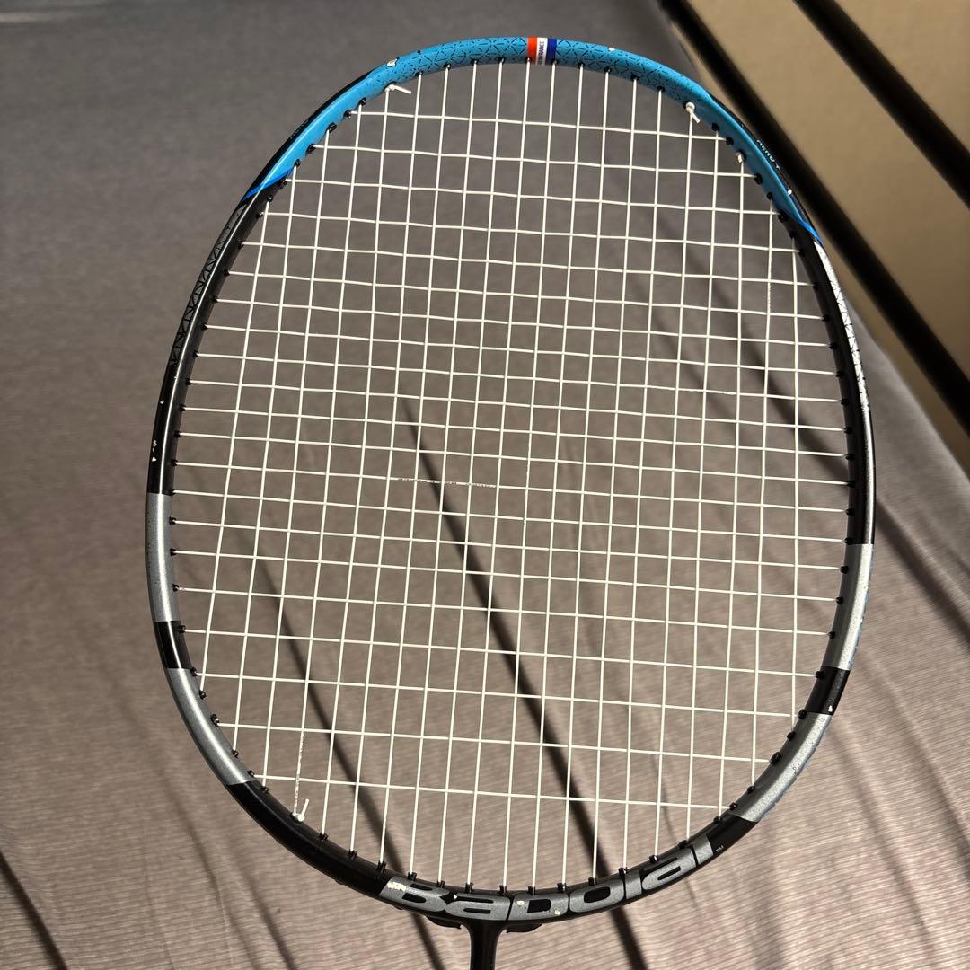 Babolat Satellite Essential バドミントンラケット