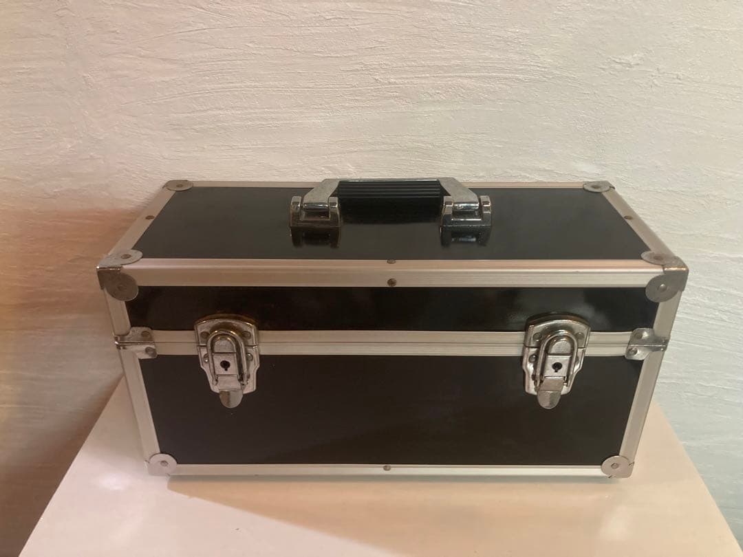 7インチ　アルミ製　レコードケース 黒　ハードケース