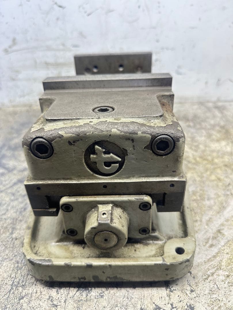 両締めマシンバイス　150 津田駒