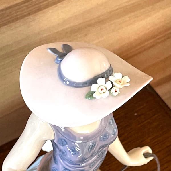 リヤドロ　優雅な散歩のひととき　フィギュリン　LLADRO 人形　ポーセリン