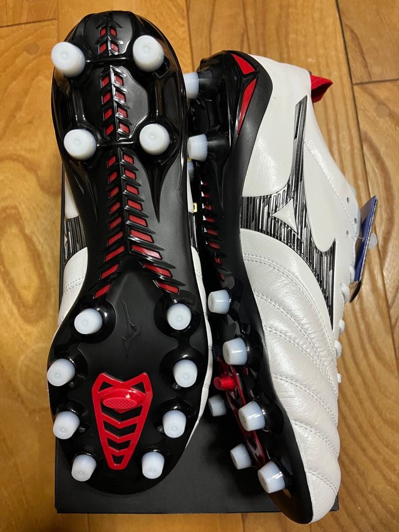 新品　超大特価　ミズノ　モレリア ネオ4 JAPAN 26cm W ①