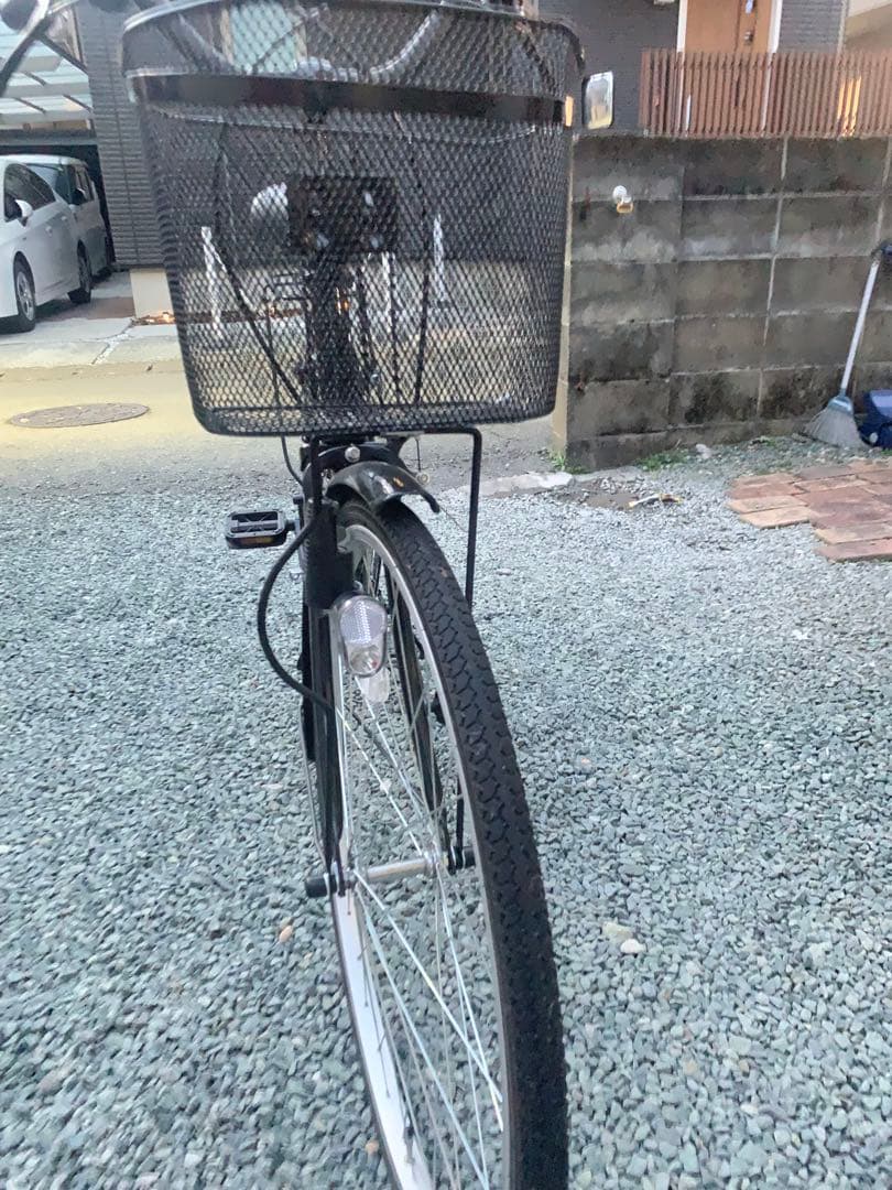 黒色 シティサイクル 26インチ 前バスケット付き