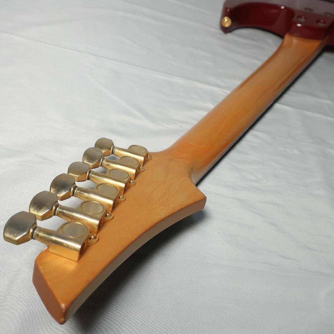 弦交換 FERNANDES エレキギター キルト柄レッド ゴールドパーツ