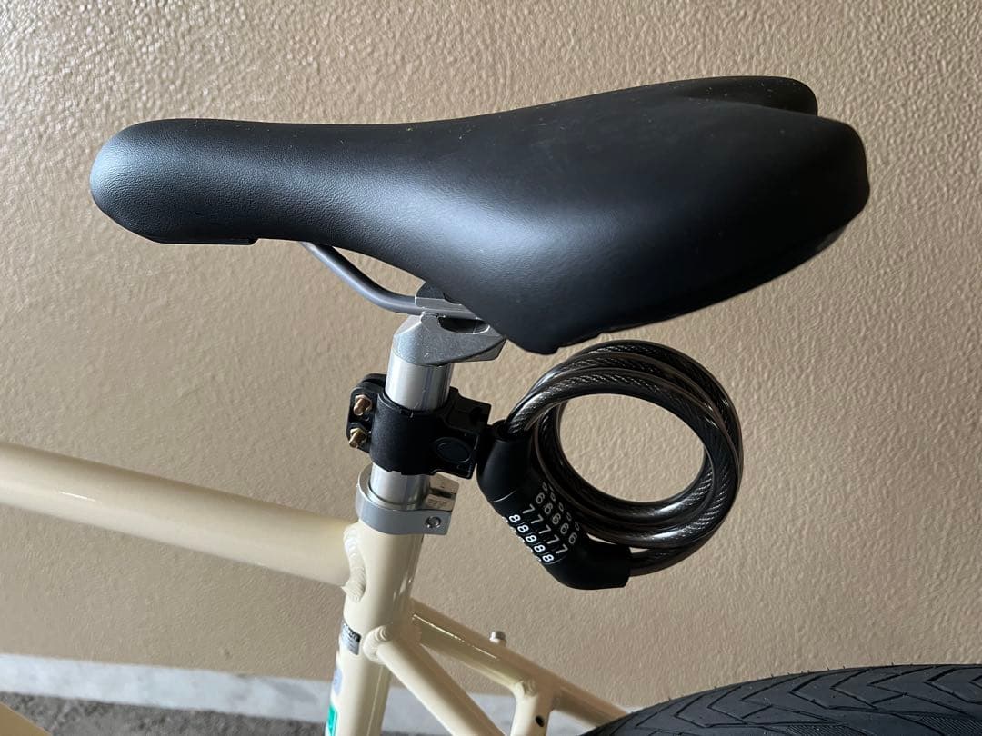 スポーツ自転車　数キロ試乗のみの新品同様の極上美車