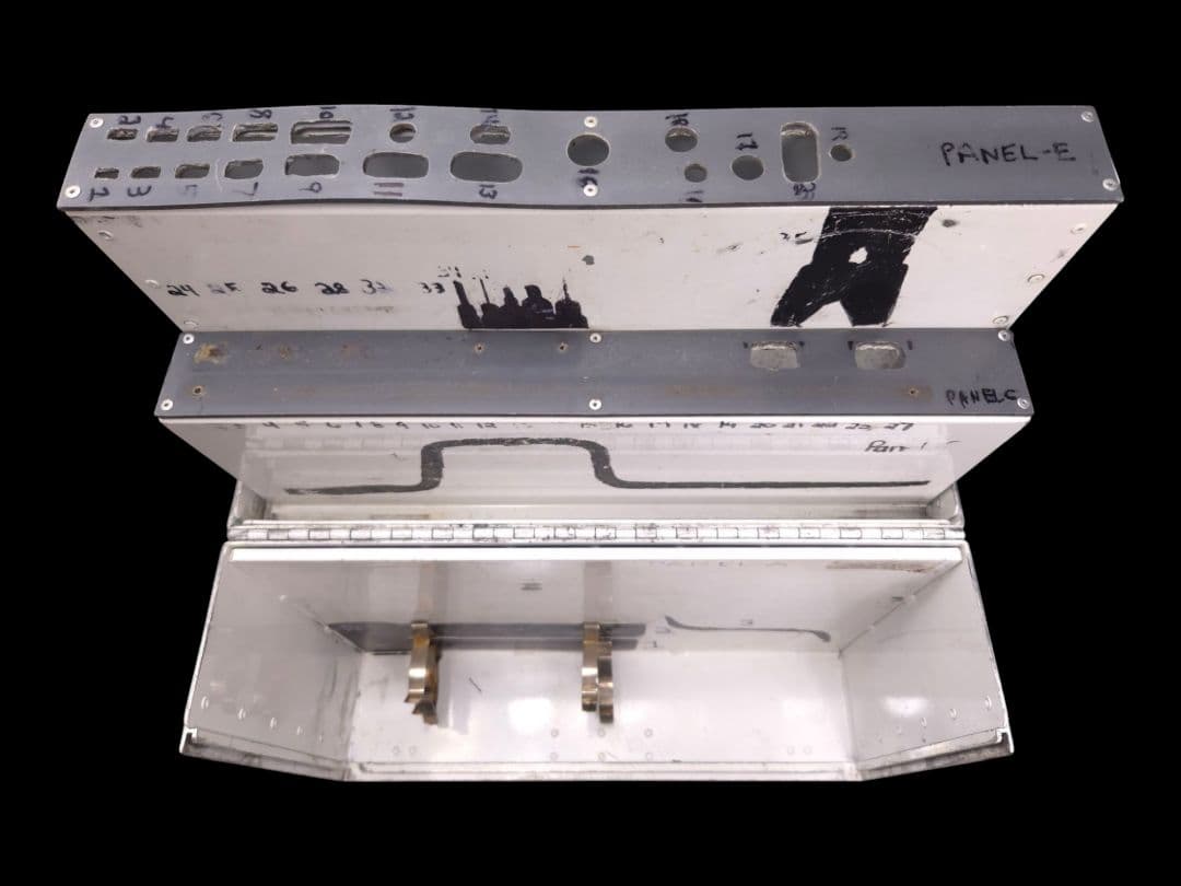 実物 米軍 アルミ製ツールボックス ミリタリー 工具箱 海兵隊 米軍放出品