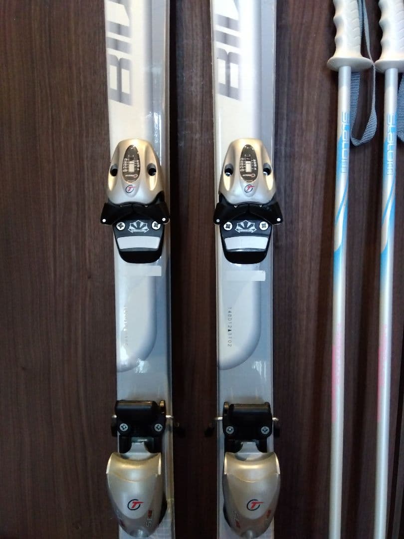 お買い得‼️Bluemoris 学生・女性用/スキーセット・メンテ・WAX済み✔