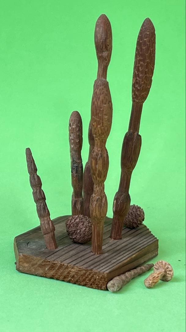 つくし狩り　ススだけ竹細工　スス竹彫刻とかごのセット 高さ10㎝