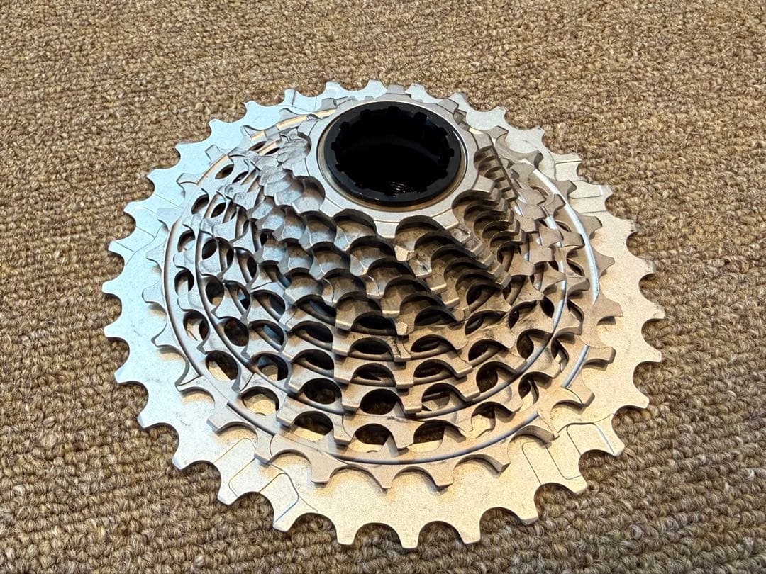 スラム Red AXS E1 SRAM スプロケット　新車取り外し品