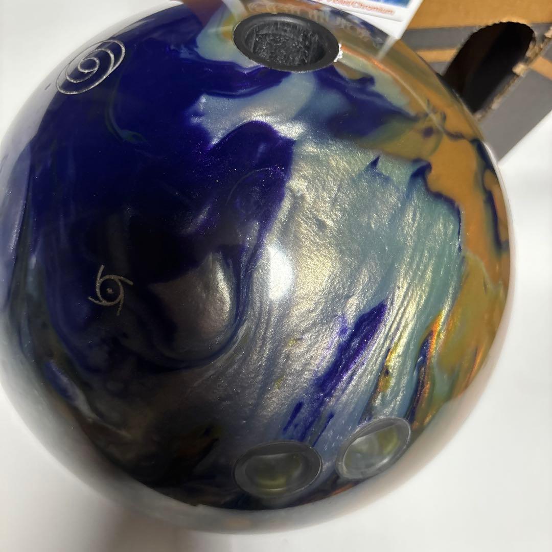 ボウリングボール イクイノックス15 ポンド4 oz