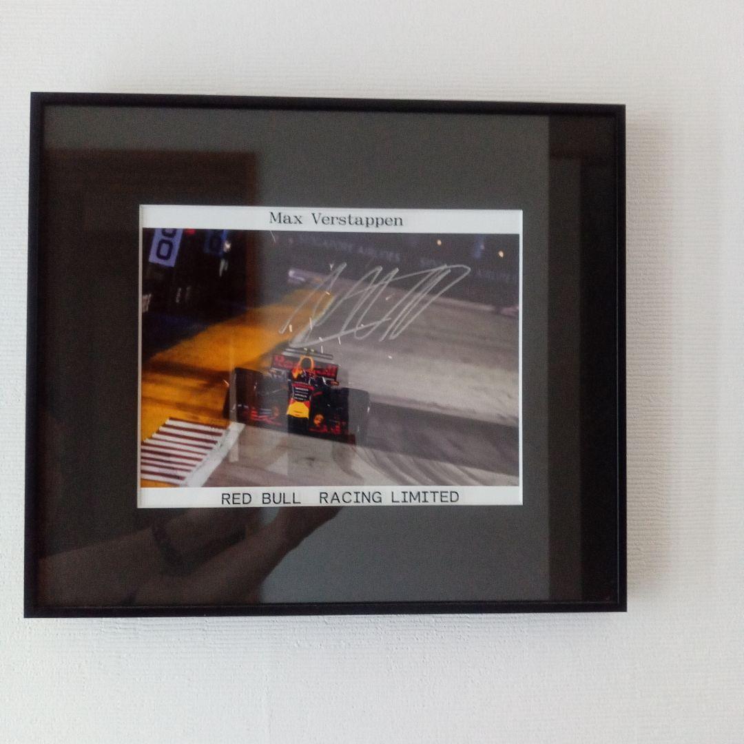 F1 RedBull マックス・フェルスタッペン直筆サイン入フォト　額装品