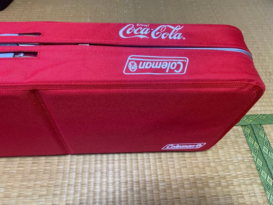 コカコーラ　コールマン　テーブル＆チェアセット　キャンプ用品　アウトドア　未使用