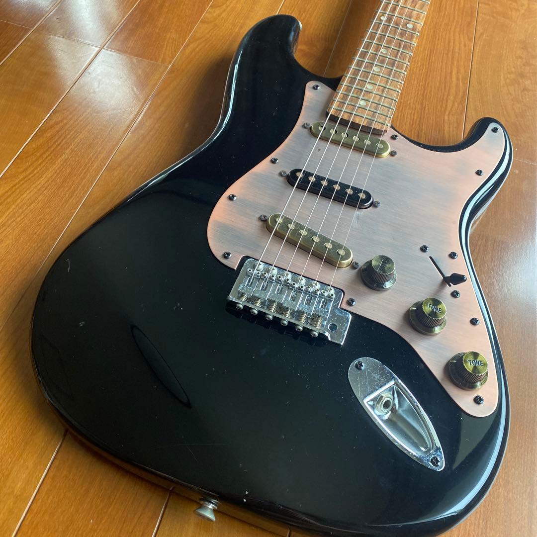 フェルナンデス ストラトキャスター 黒 FERNANDES