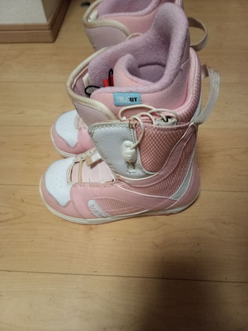 スノーボード　ブーツ　　ピンク×ホワイト　レディース　23cm