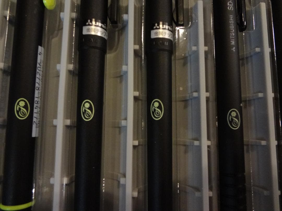 HUJIYAお菓子の不二家 入手困難非売品グッズ・ペン 6本トレーセット