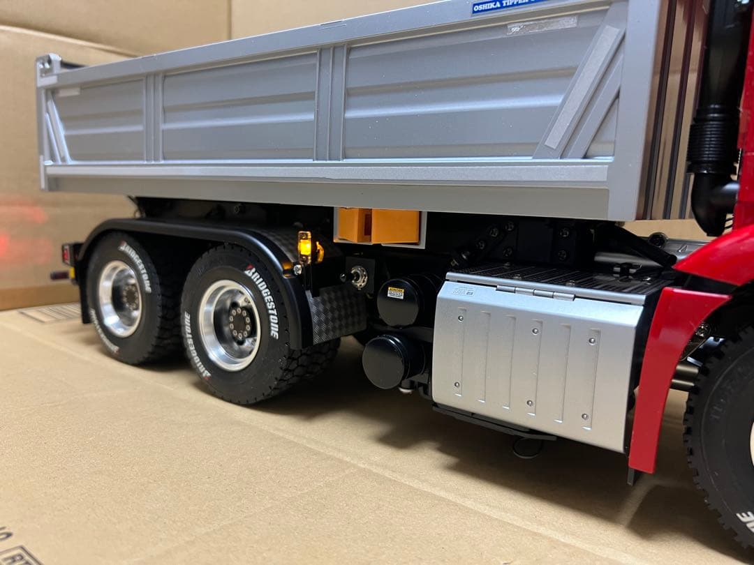 タミヤ アロクス 3348 6x4 ダンプトラック 完成品 安売り