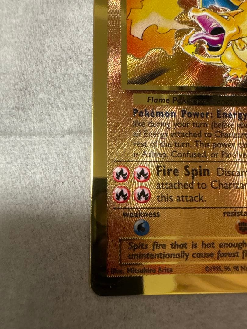 リザードン　25th メタルカード　ウルトラプレミアムコレクション