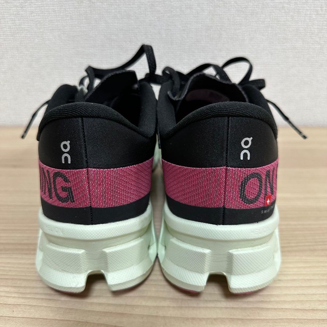 On クラウドモンスターハイパー 25cm ブラック