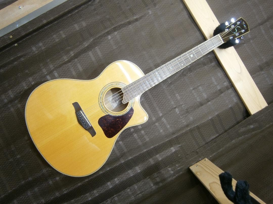 値下げ・Sヤイリ＜YE-50＞エレアコ・トップ単板