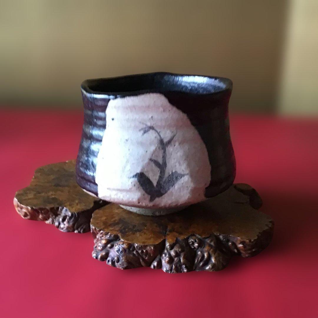 織部筒茶碗　肩身替リ　時代物