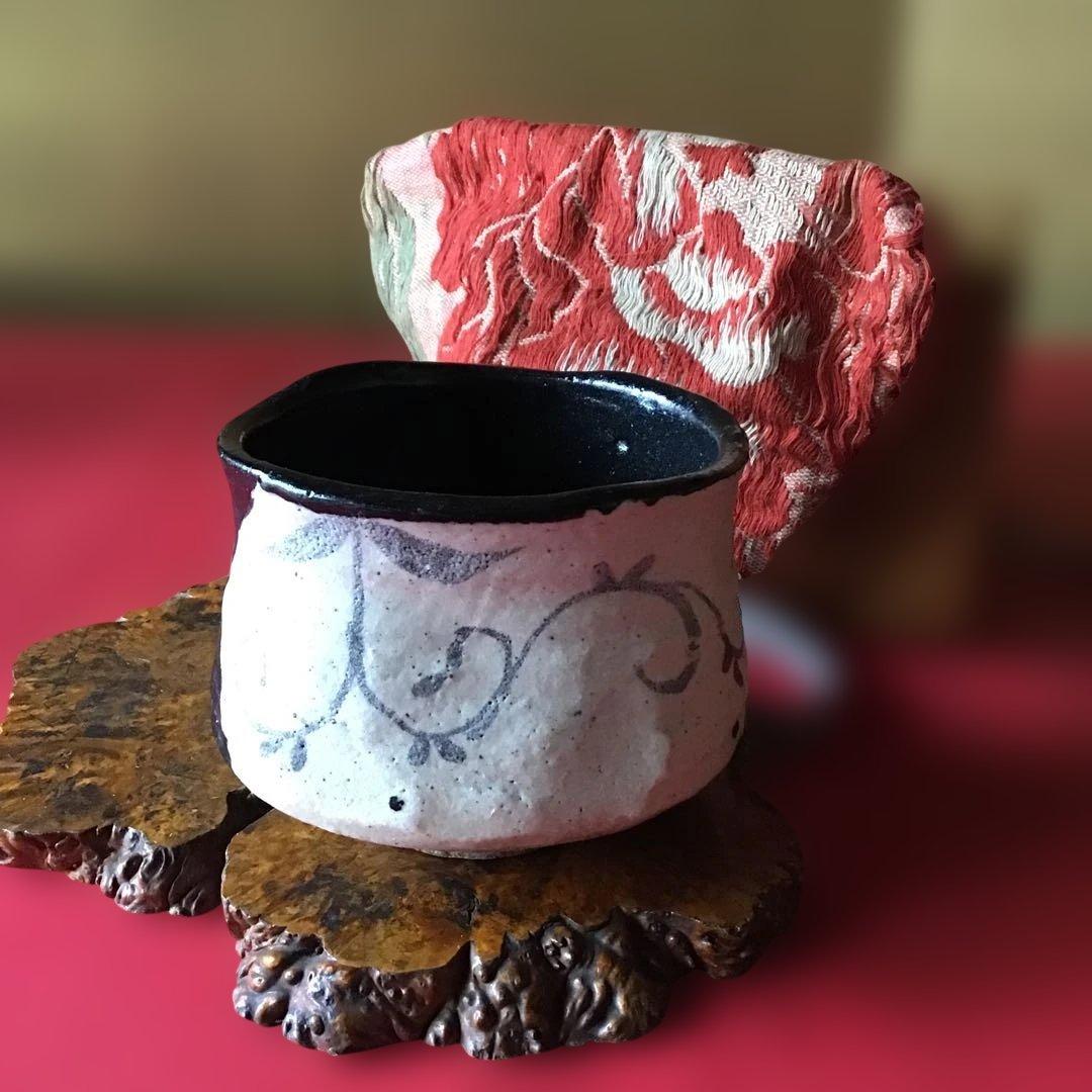 織部筒茶碗　肩身替リ　時代物