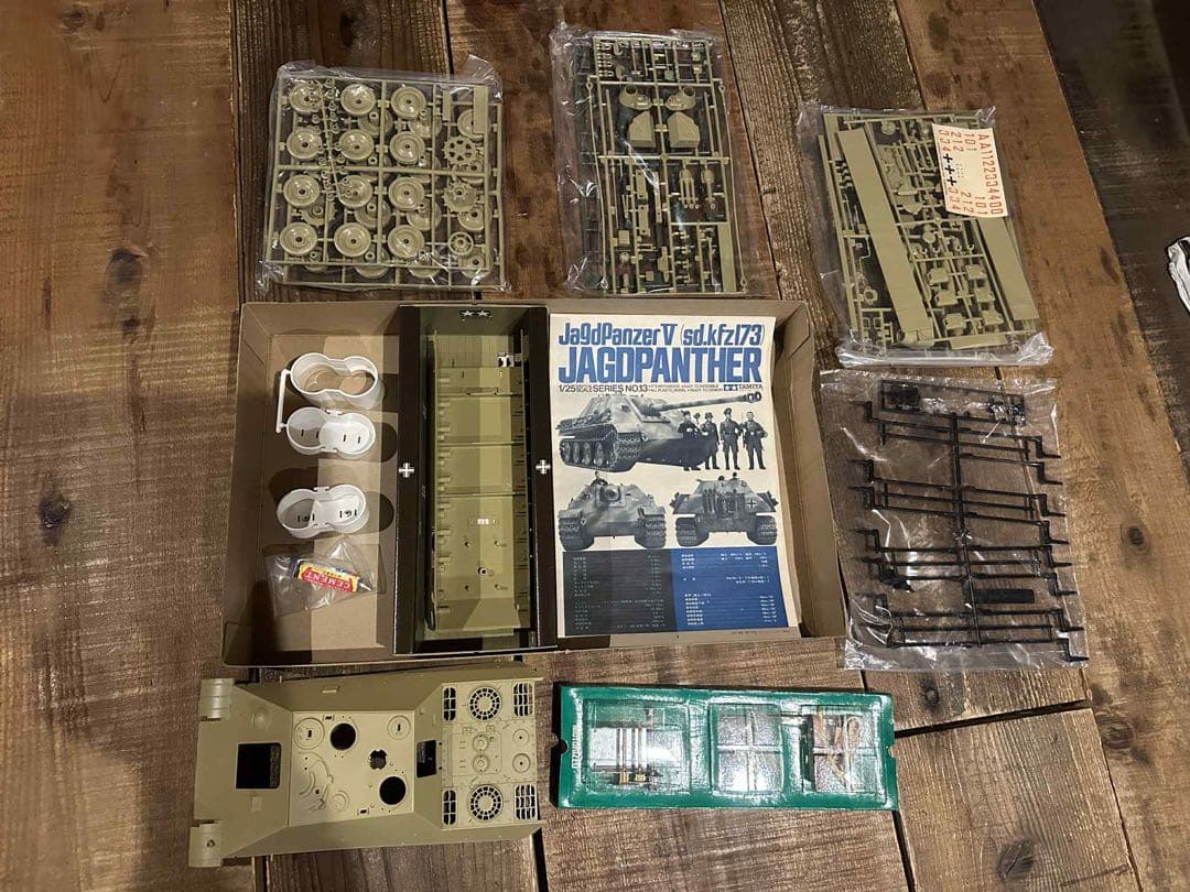ジャガーパンサー プラモデル　ロンメル　デラックスシリーズタミヤ
