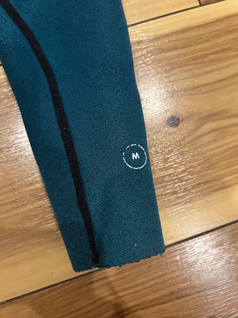 Hurley ロングスリーブウェットスーツ　 早い者勝ち❣️M size