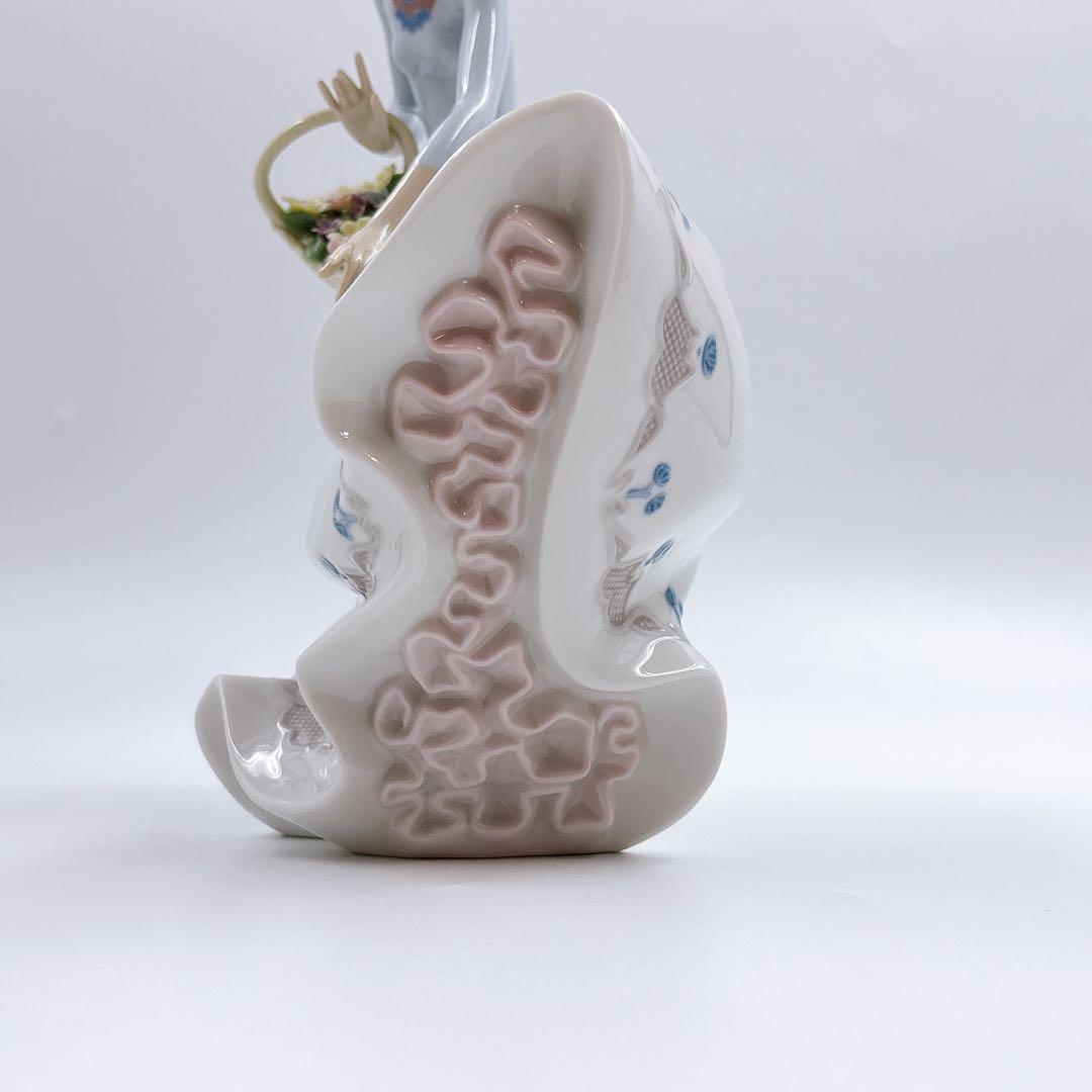 LLADRO リヤドロ 風のいたずら #6767